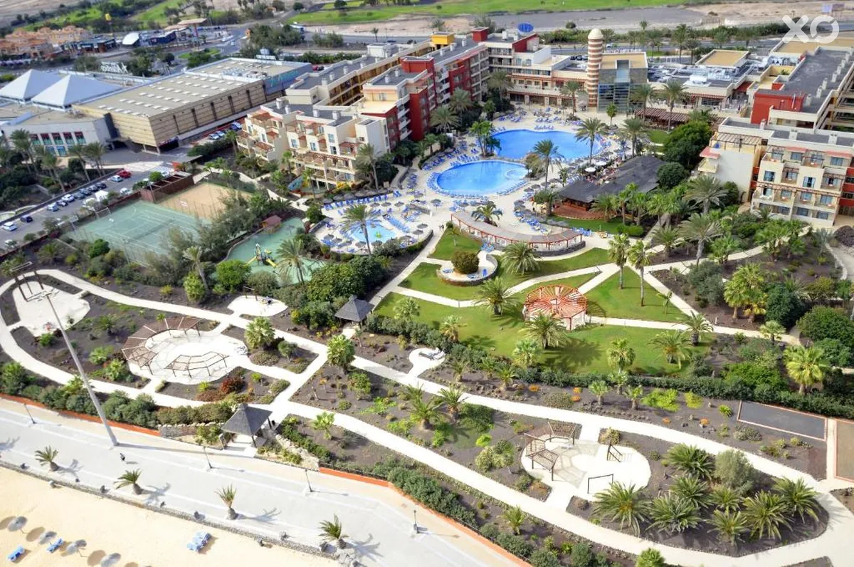 Elba Carlota Beach & Convention Resort