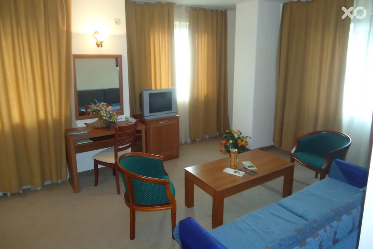 Emerald Hotel