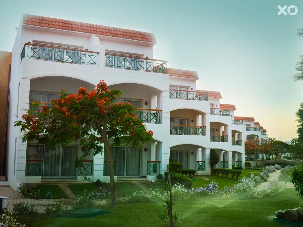 Ivy Cyrene Island Resort