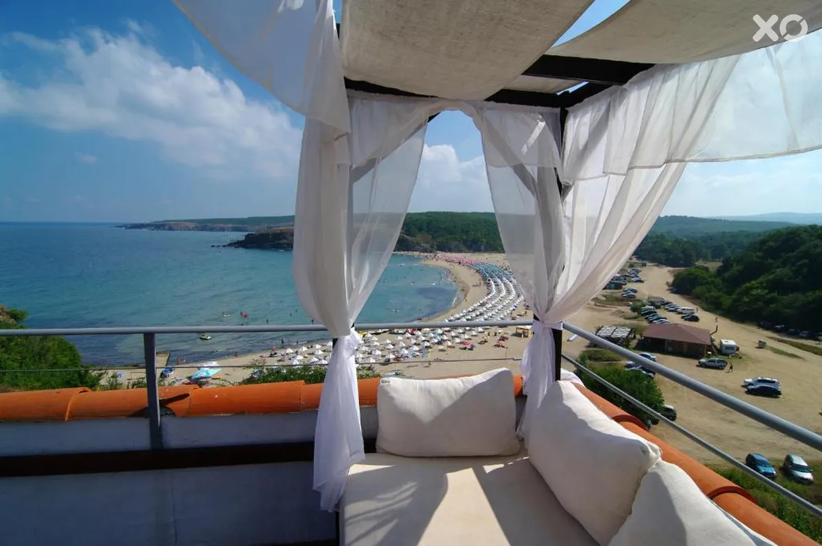 Bella Vista Beach Club