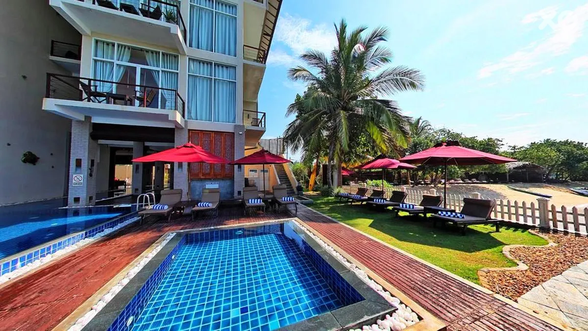 Gartons Cape Hotel