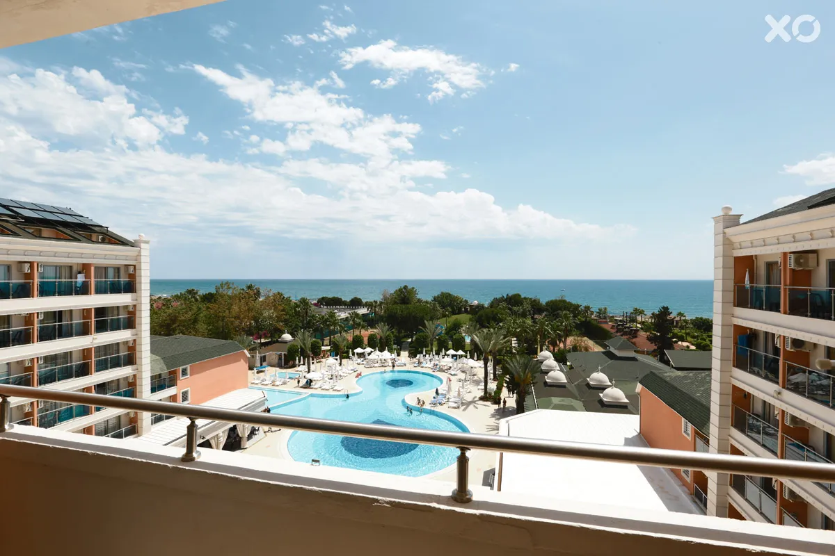 Insula Resort & Spa