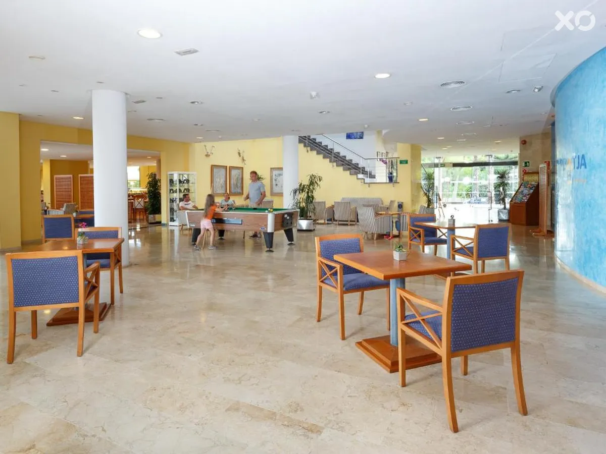 Dunes Platja Aparthotel