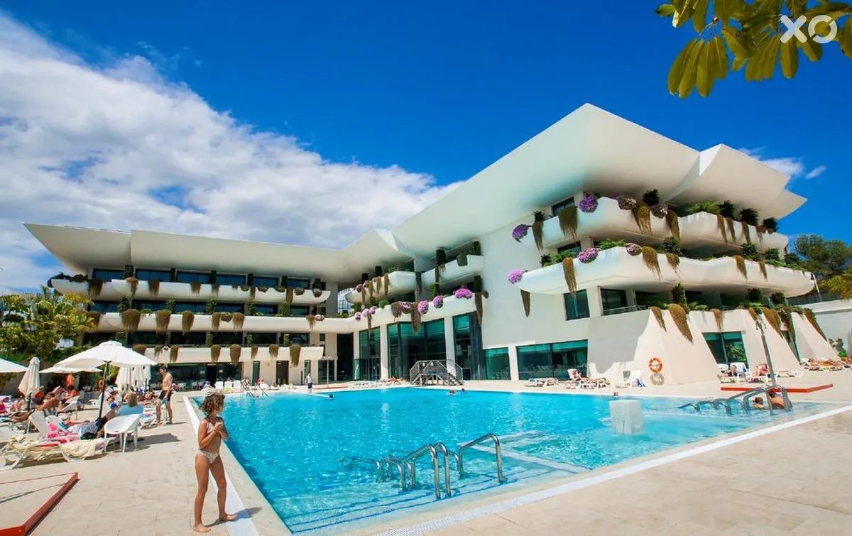 Deloix Aqua Center Hotel