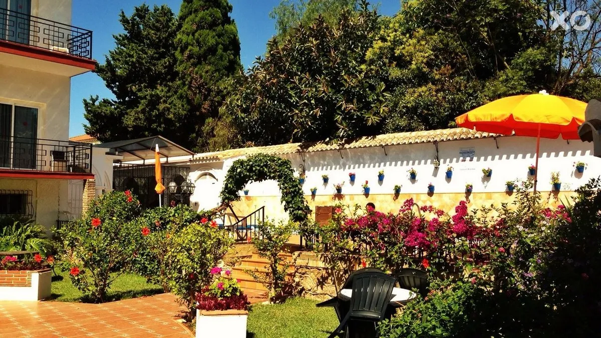 Carmen Teresa Hotel