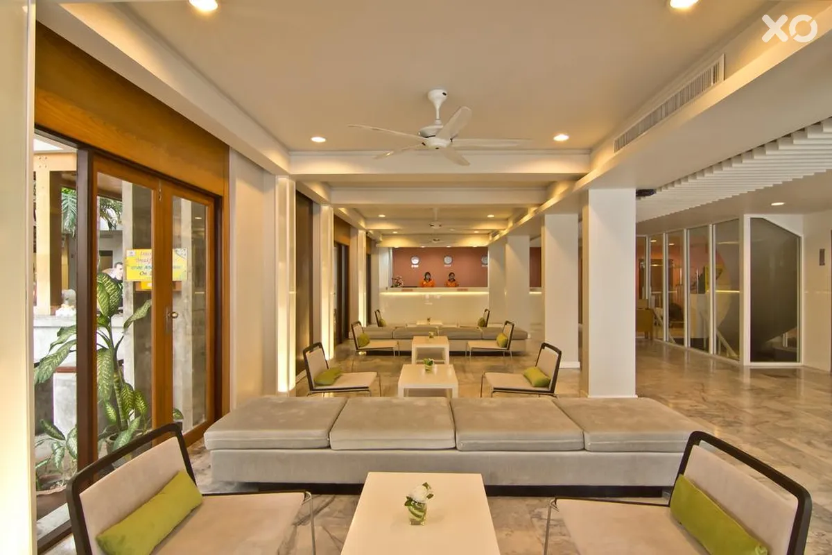 Sunshine Hotel & Residences