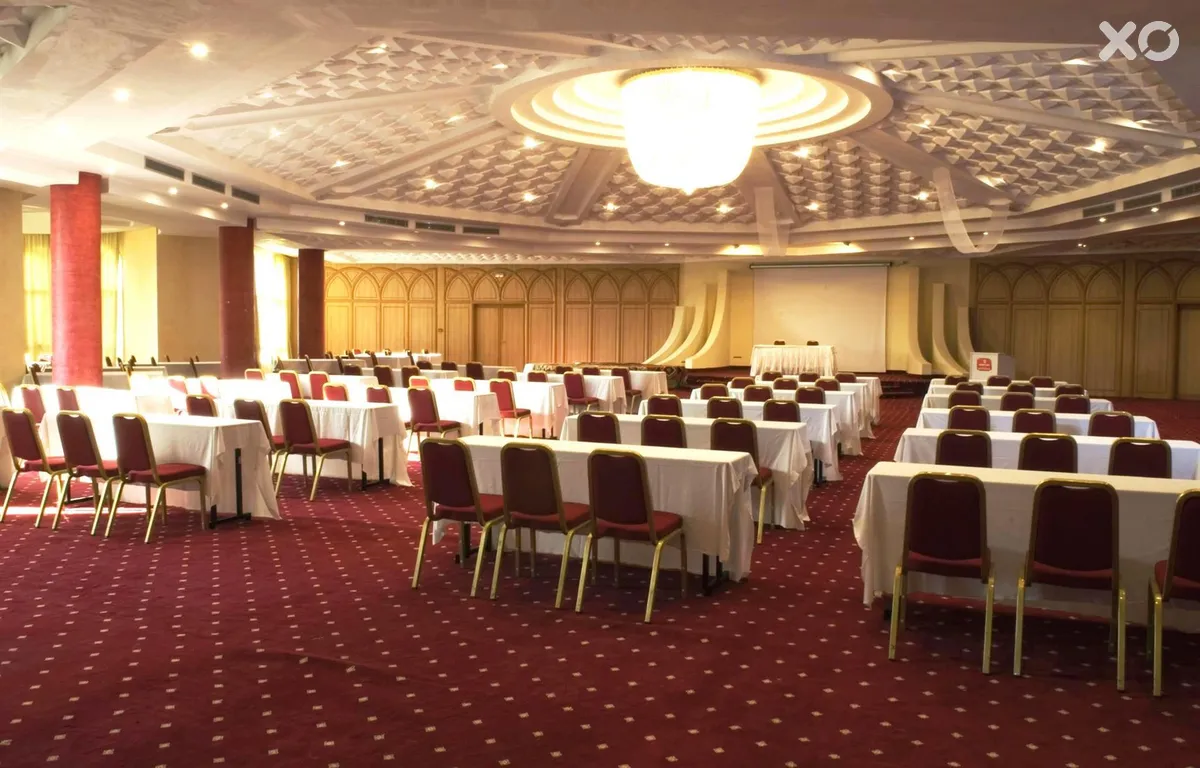 Golden Tulip Taj Sultan