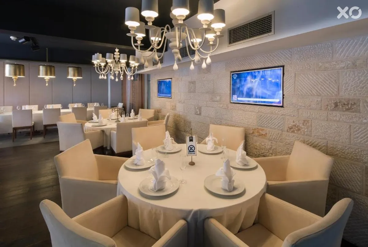 Aleksandar Hotel