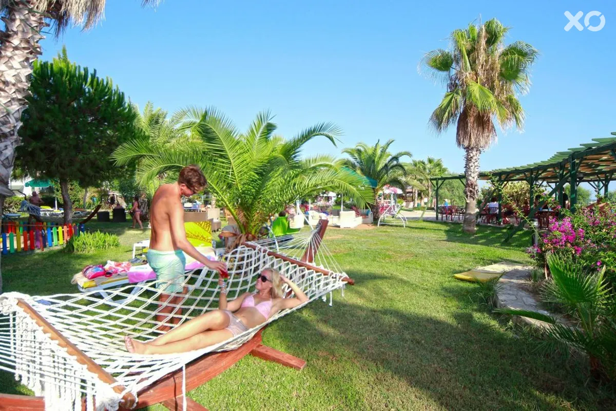 Club Aqua Plaza