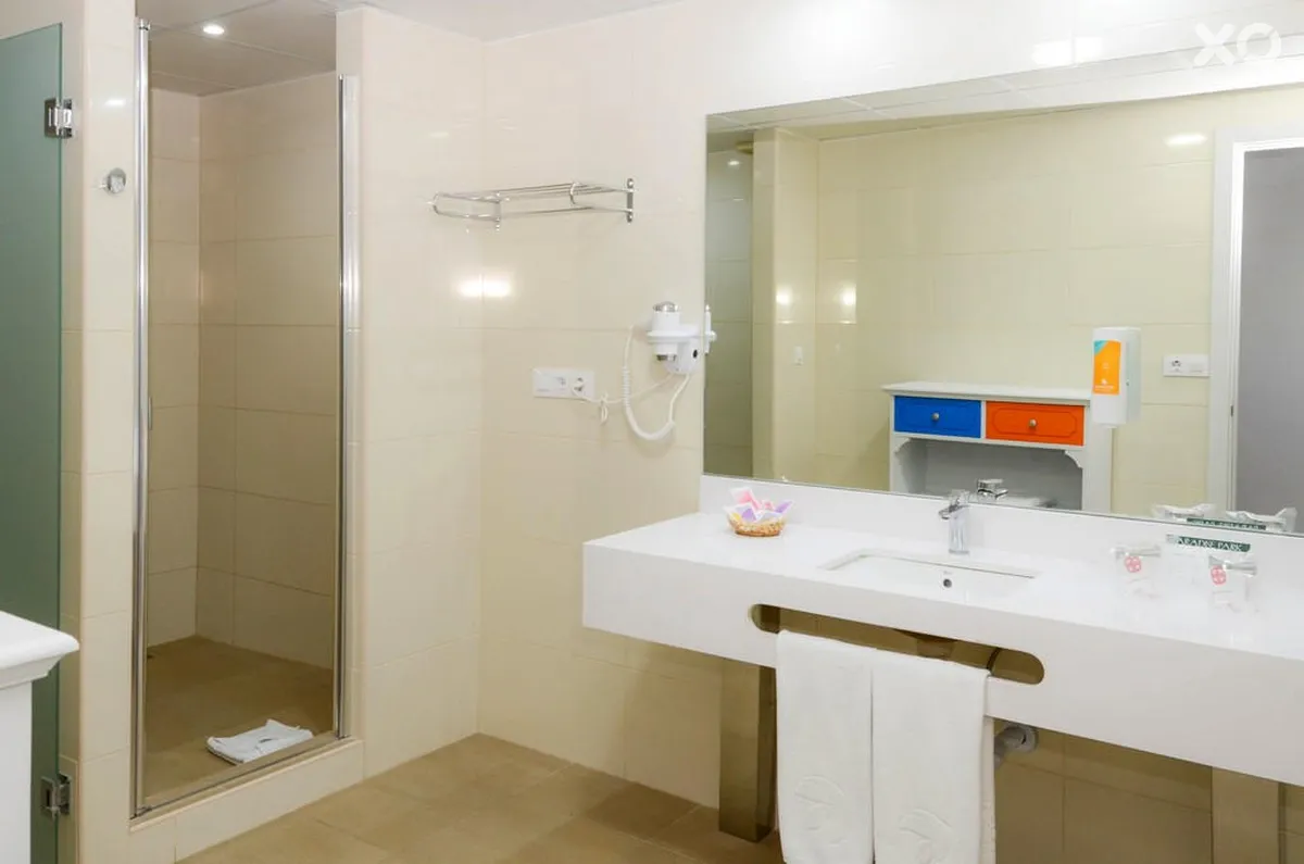 Paradise Park Fun Lifestyle Hotel