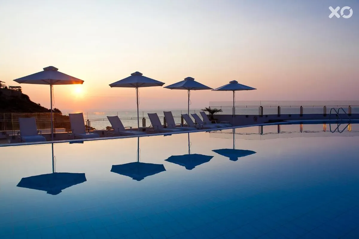 Apostolata Island Resort & Spa