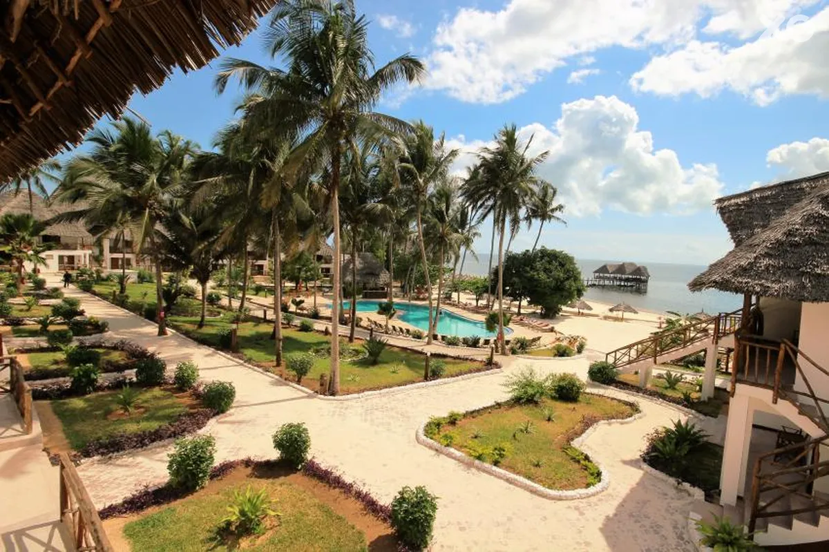 Paradise Beach Resort