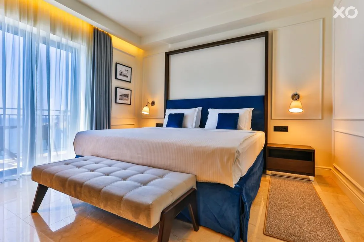 California Hotel