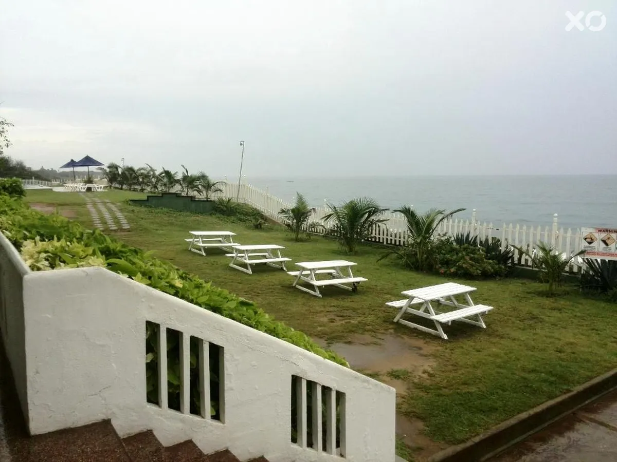Peacock Beach Hotel