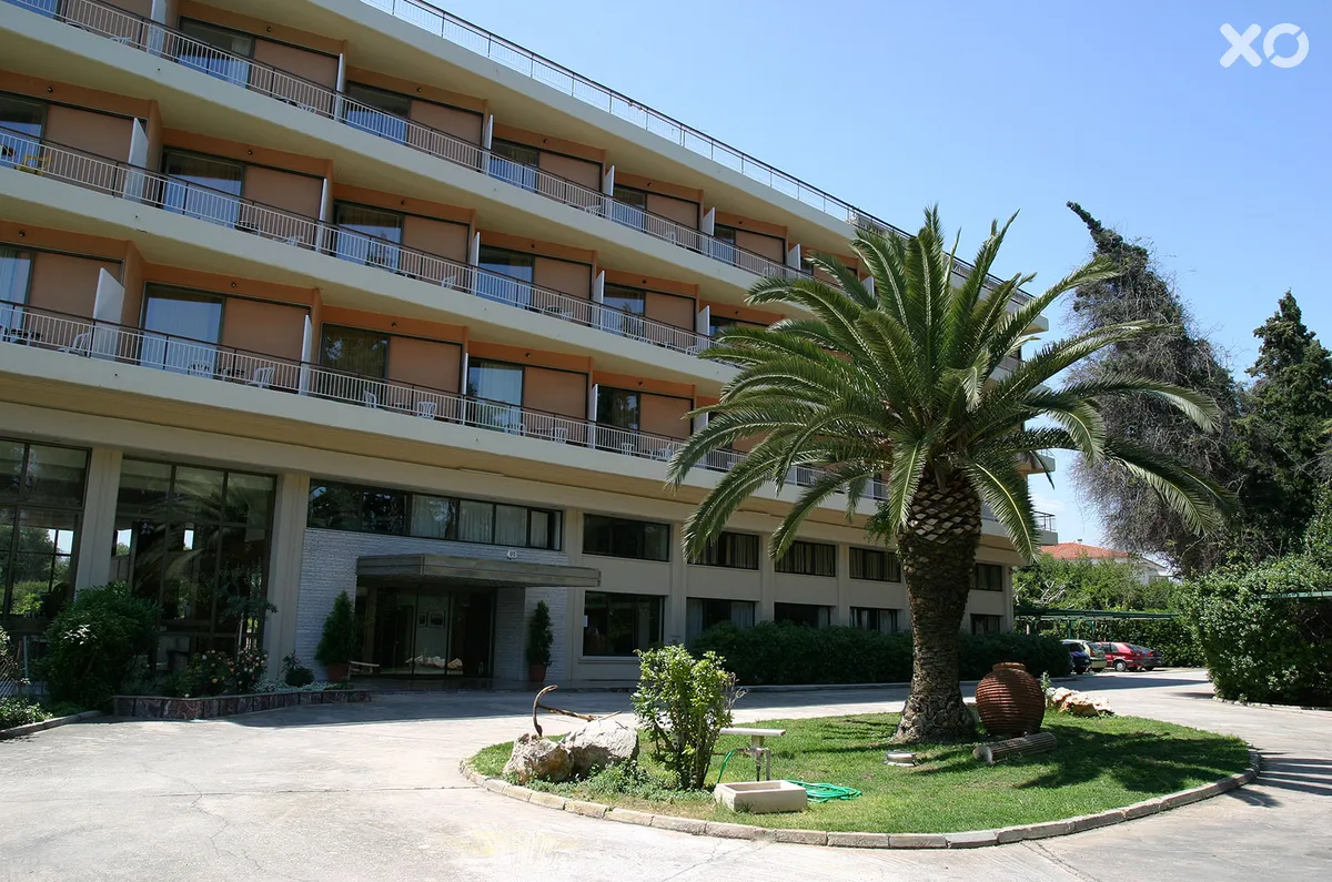 Kalamaki Beach Hotel