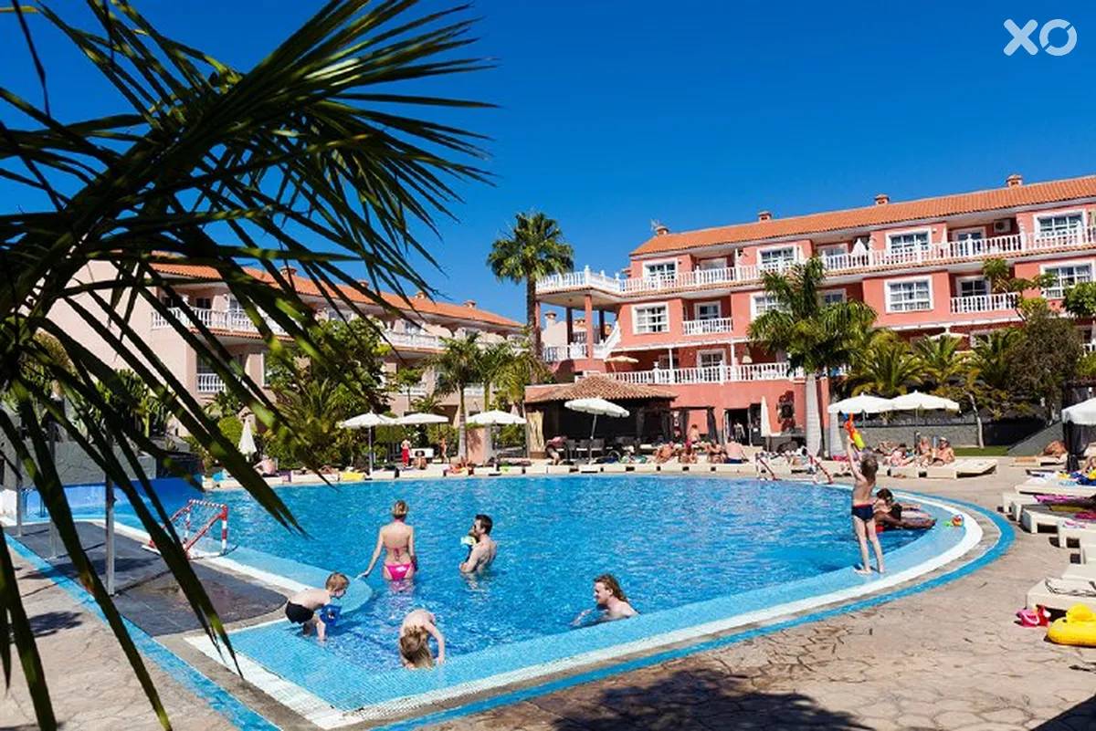 El Duque Aparthotel