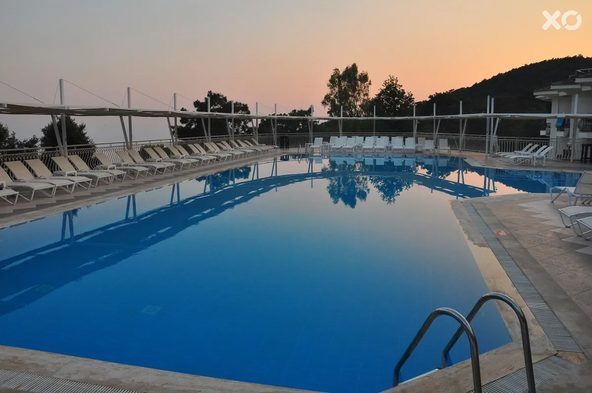Nicholas Park Hotel