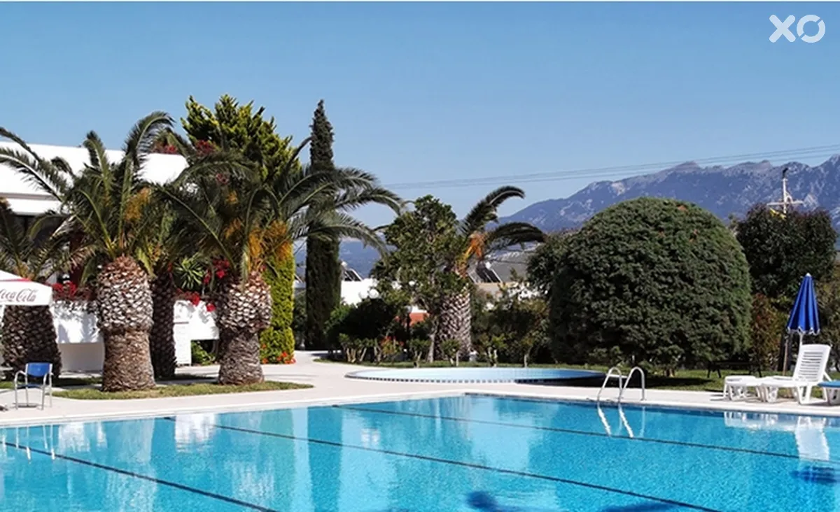 Nina Beach Hotel