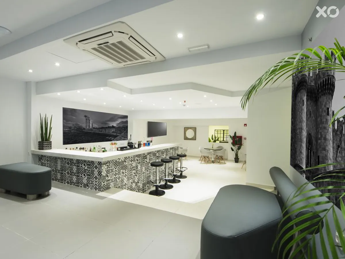 Elite Hotel