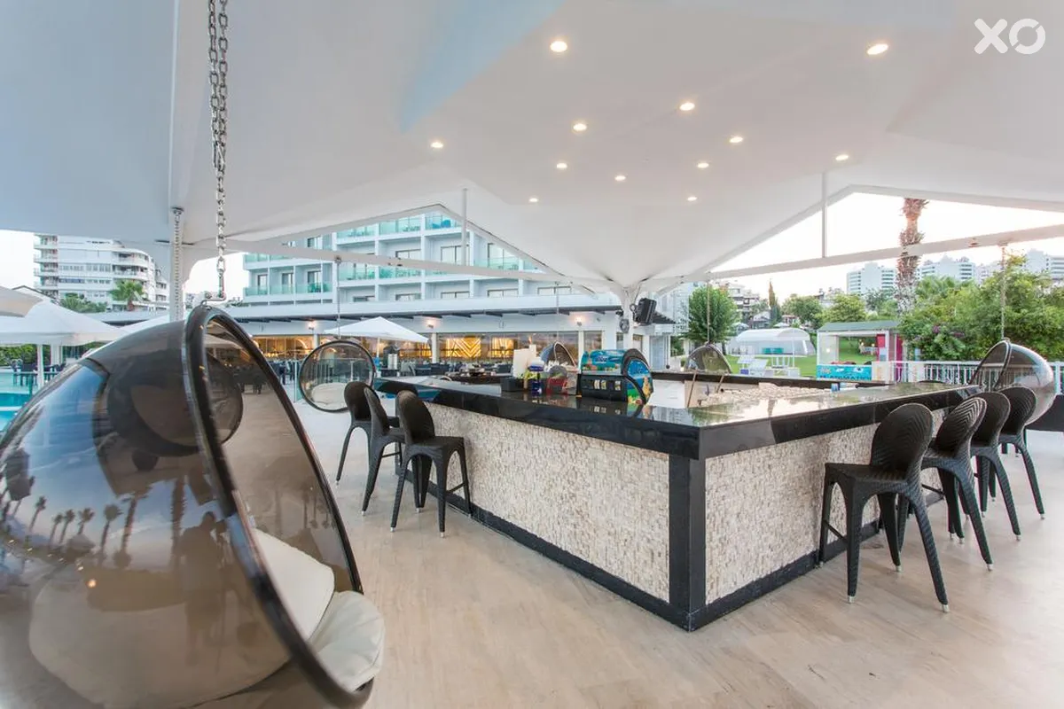 Falcon Club Hotel