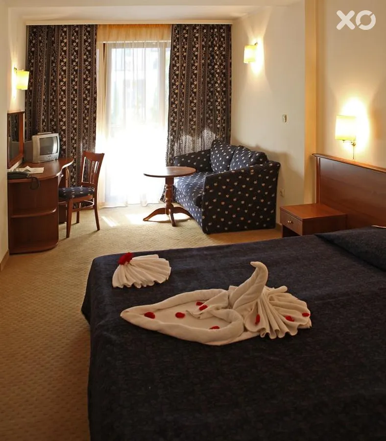 Yunona Hotel