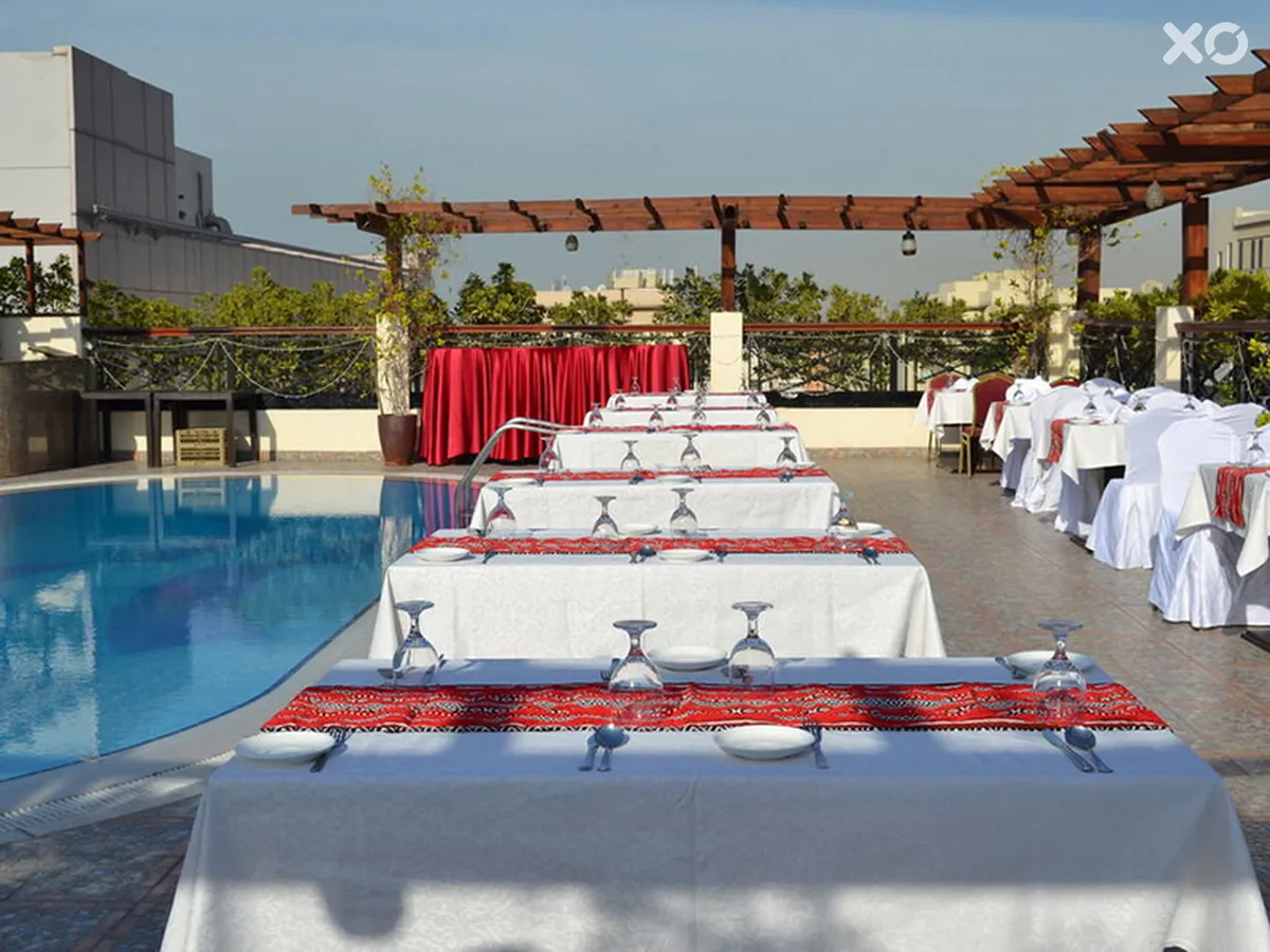 Landmark Summit Hotel