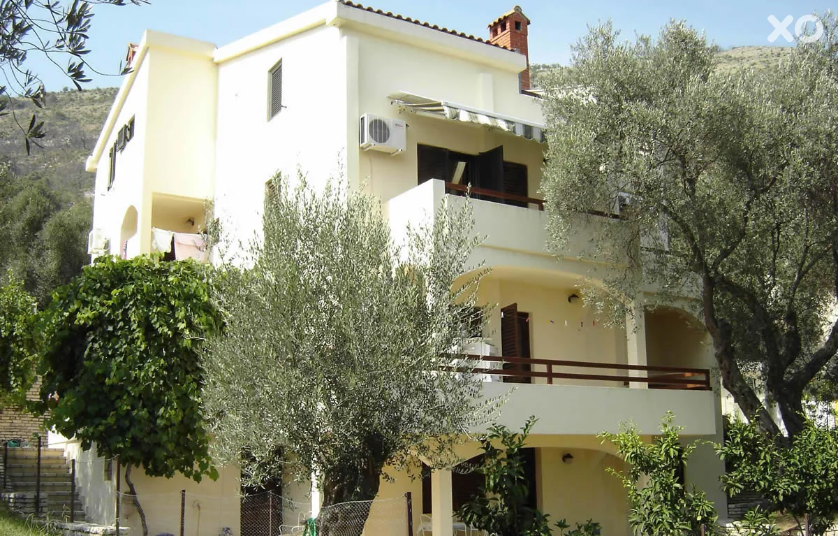 Gregovic Apartments