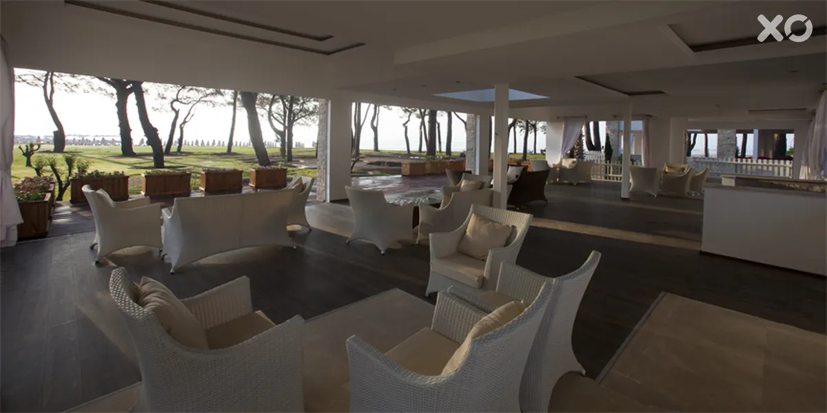 Juju Premier Palace
