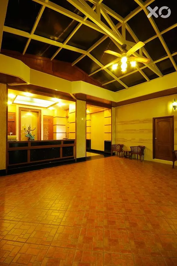 Khaosan Palace Hotel