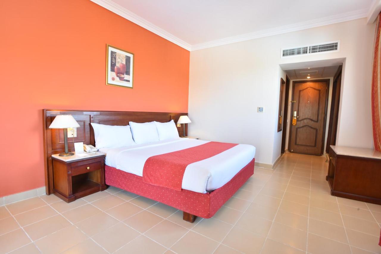 Riviera Aqua Park Resort ( ex. Hawaii Riviera Resort & Aqua Park)