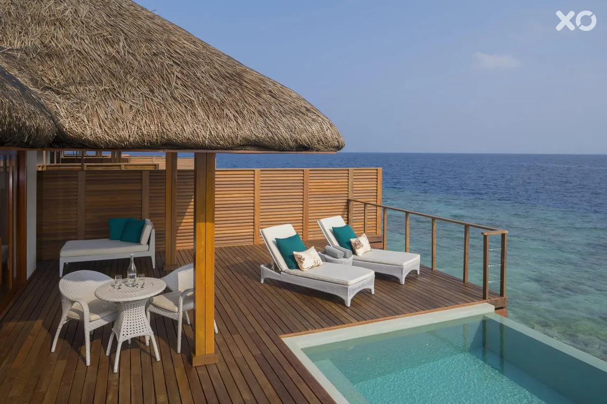 Dusit Thani Maldives Hotel