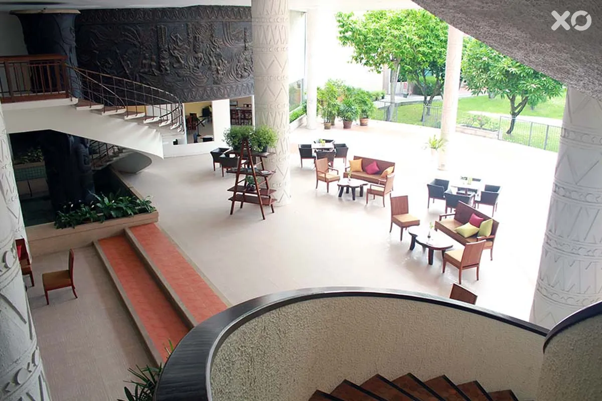 Tropicana Hotel