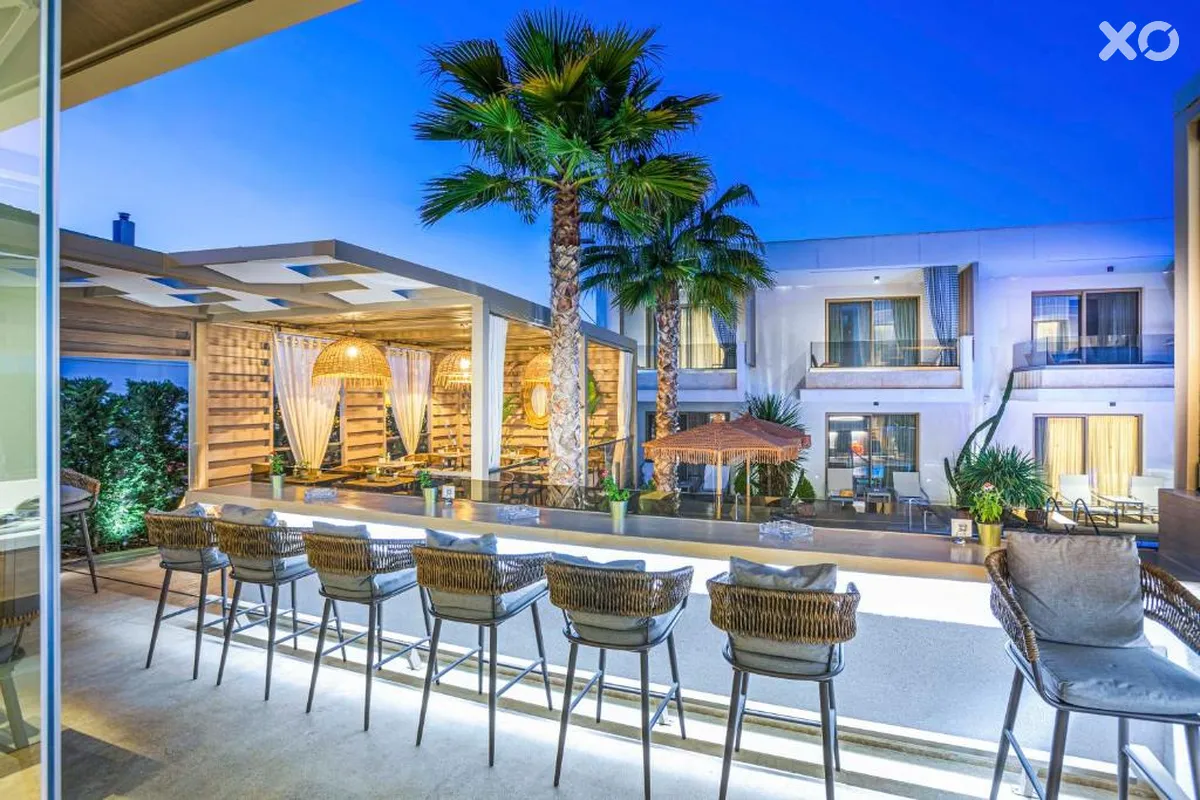 Pefki Deluxe Residences