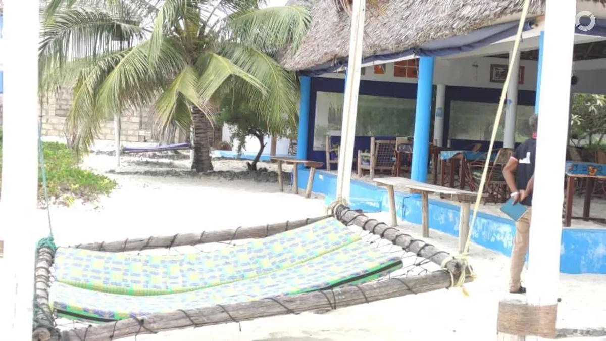 Oasis Beach Inn