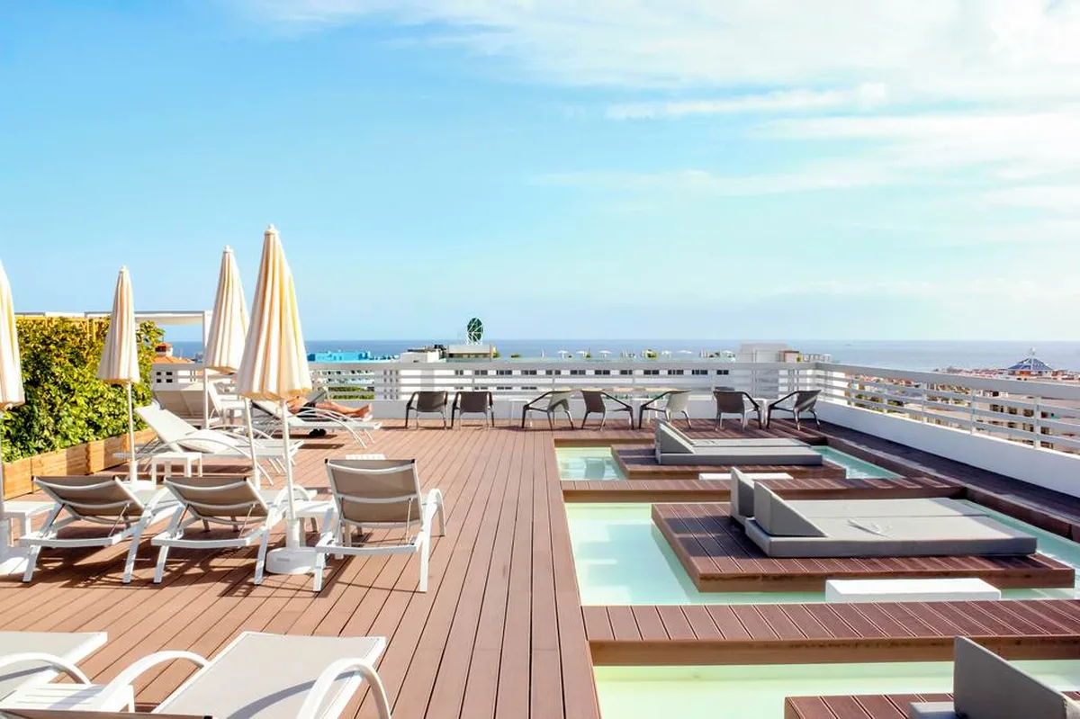 Coral Suites & SPA