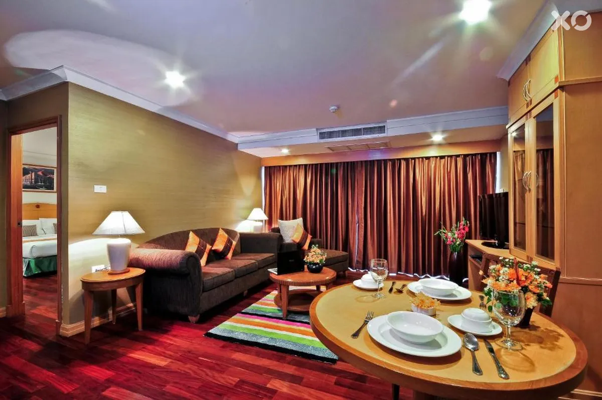 Admiral Suites Bangkok