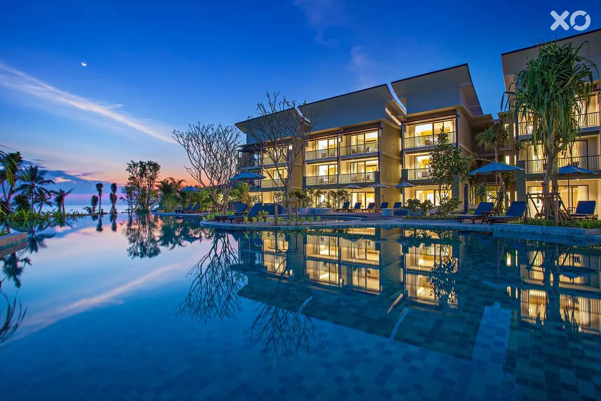 Le Meridien Khao Lak Resort & Spa