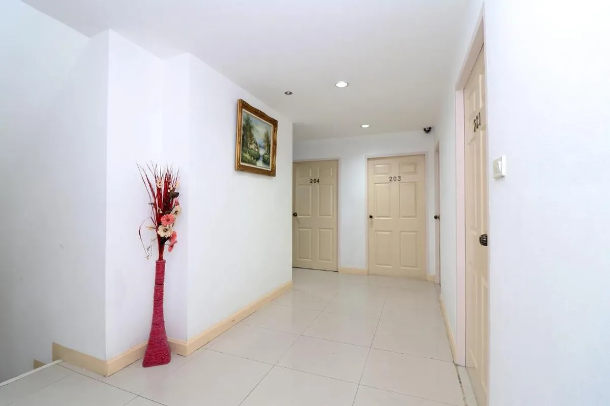 OYO 102 Diamond Residence Silom