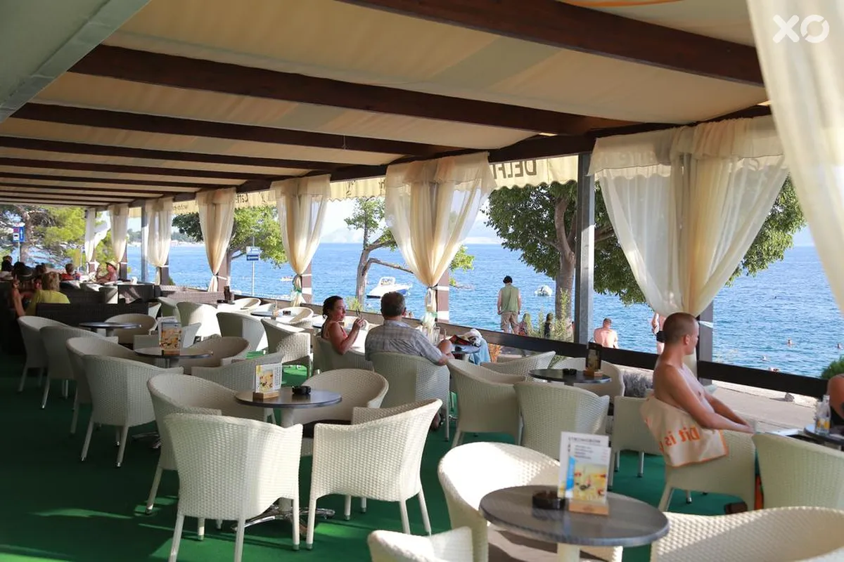 Marina Hotel