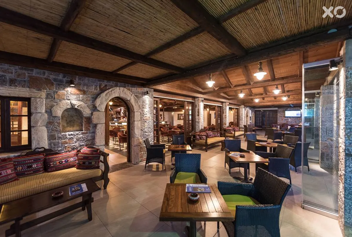 Alexander Beach Hotel & Village
