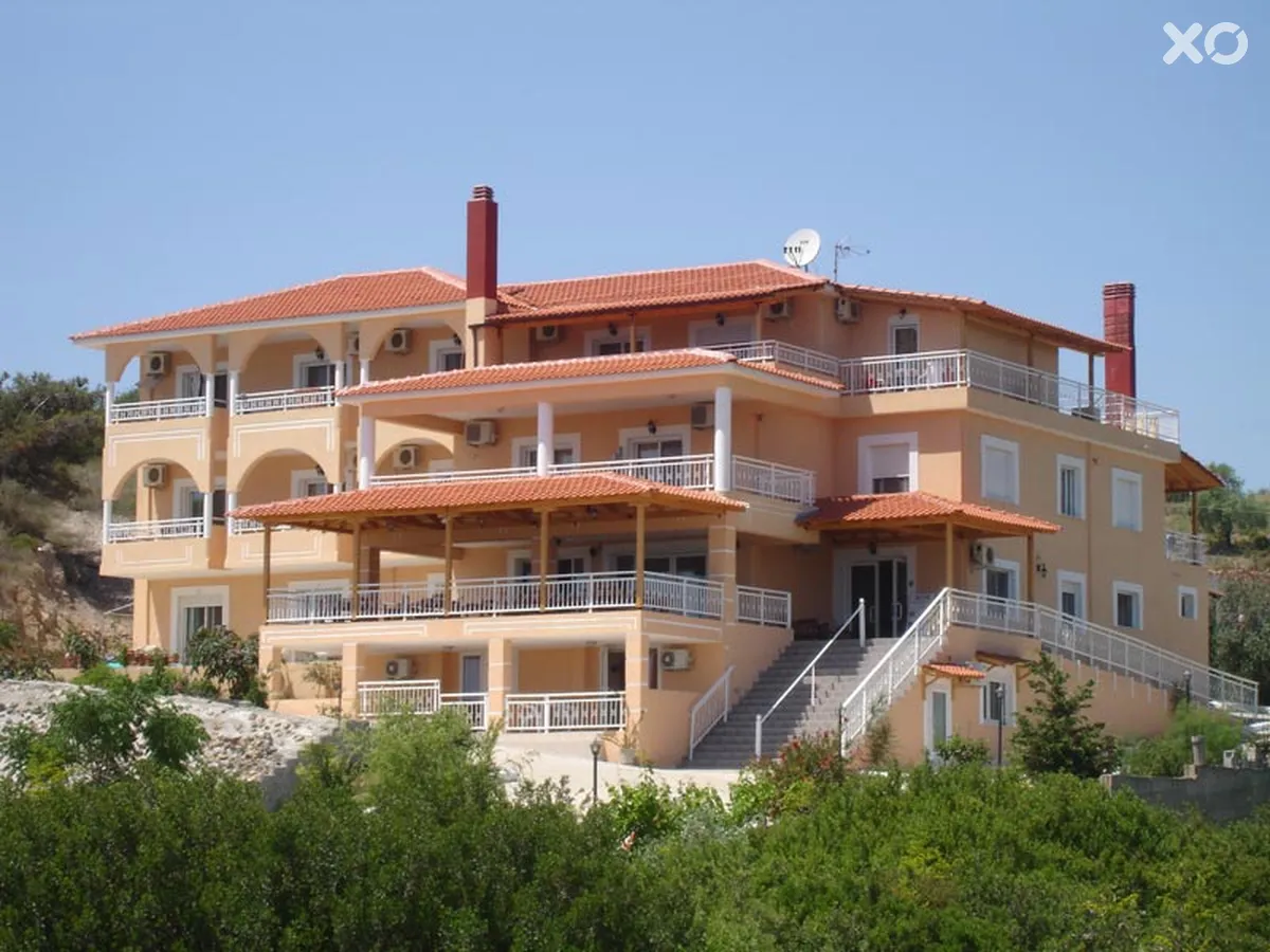 Grand Beach Hotel