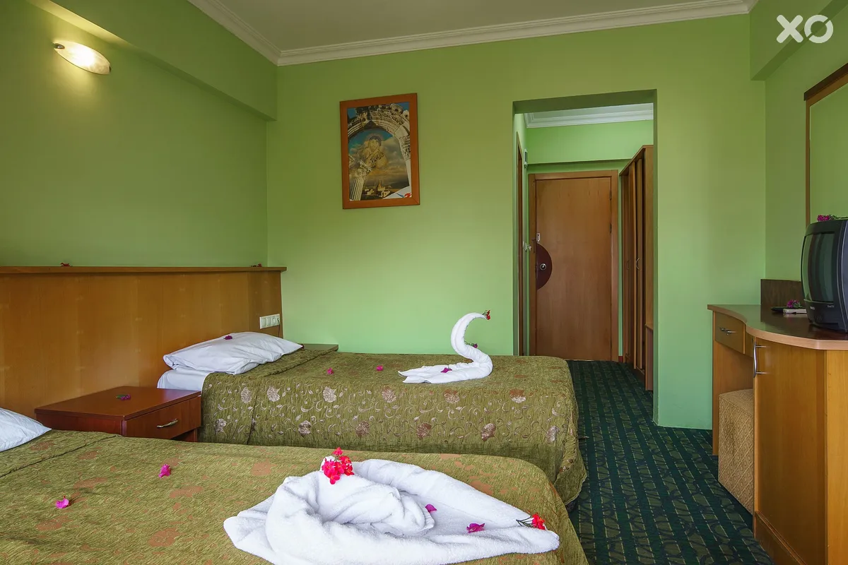 Larissa Inn Hotel