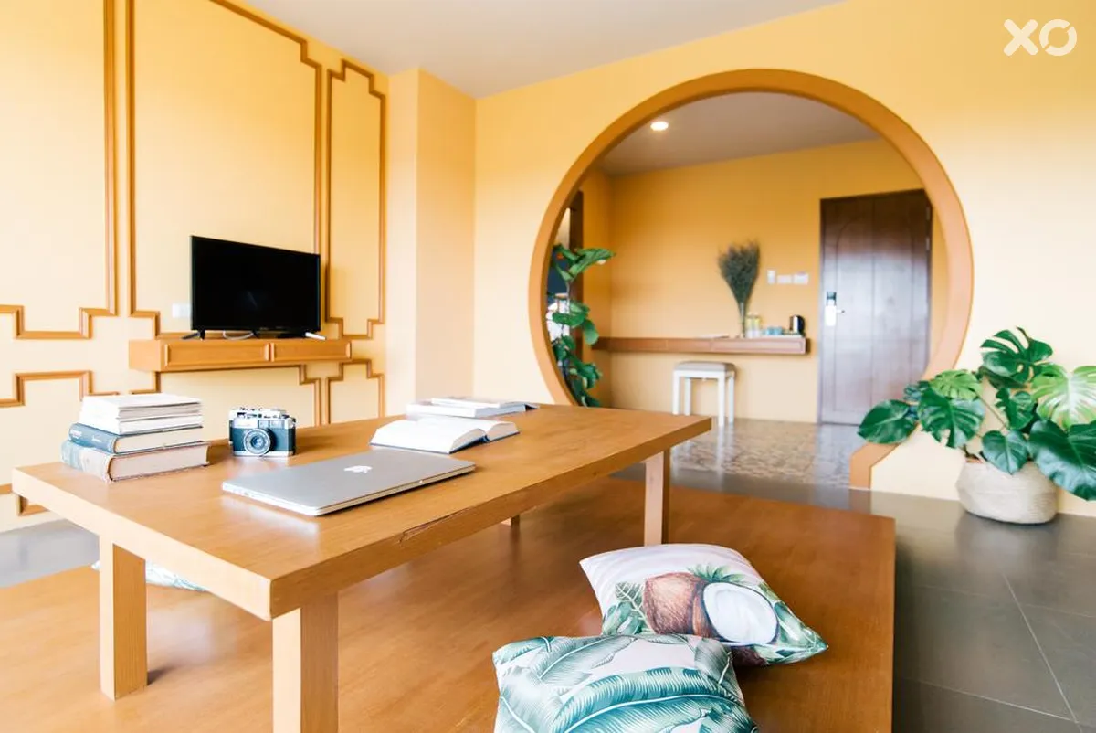The Pineapple Hotel
