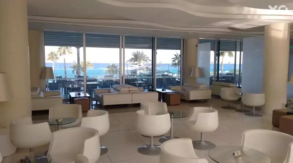 Vrissaki Beach Hotel