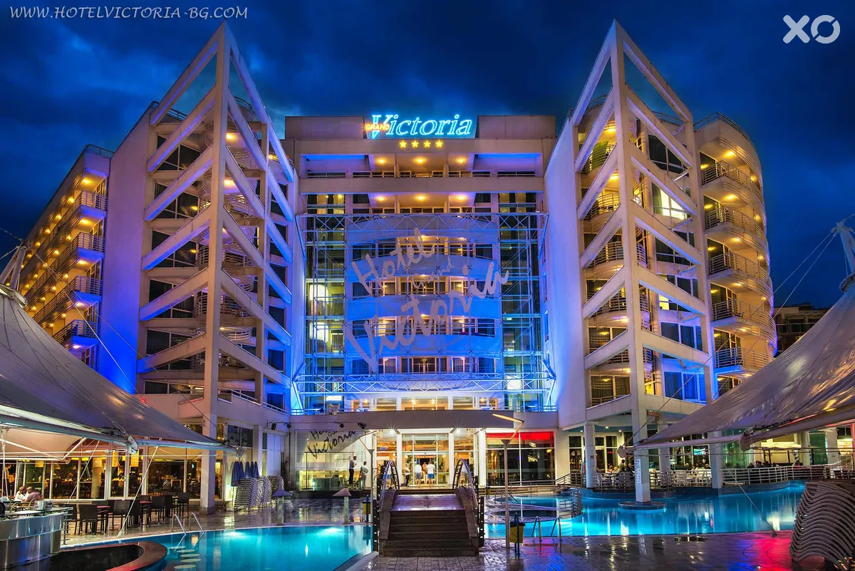 Effect Grand Victoria Hotel