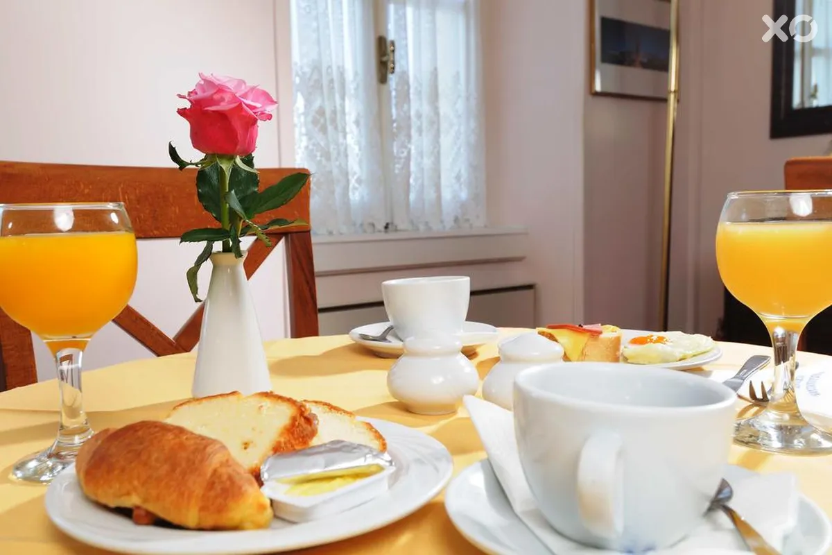 Konstantinoupolis Hotel