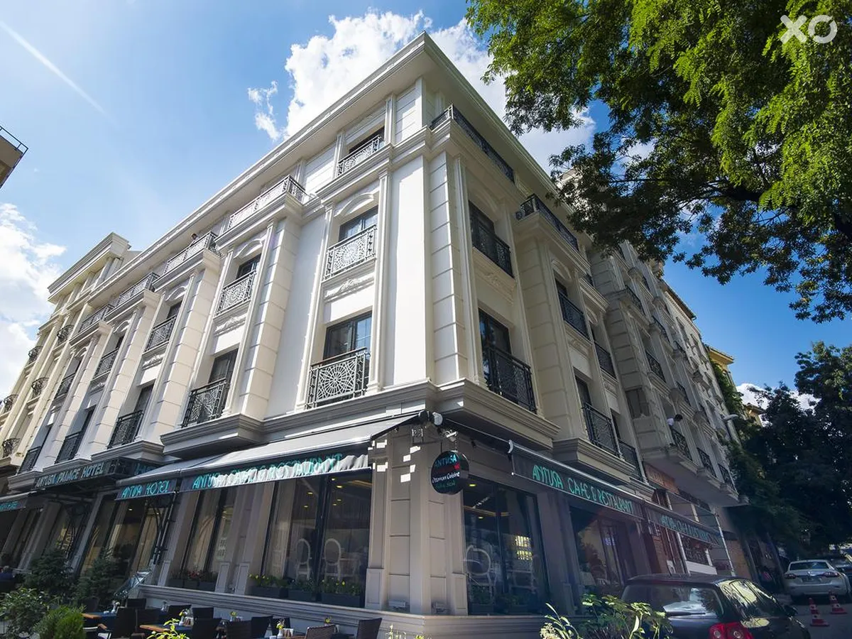 Antusa Palace Hotel & Spa