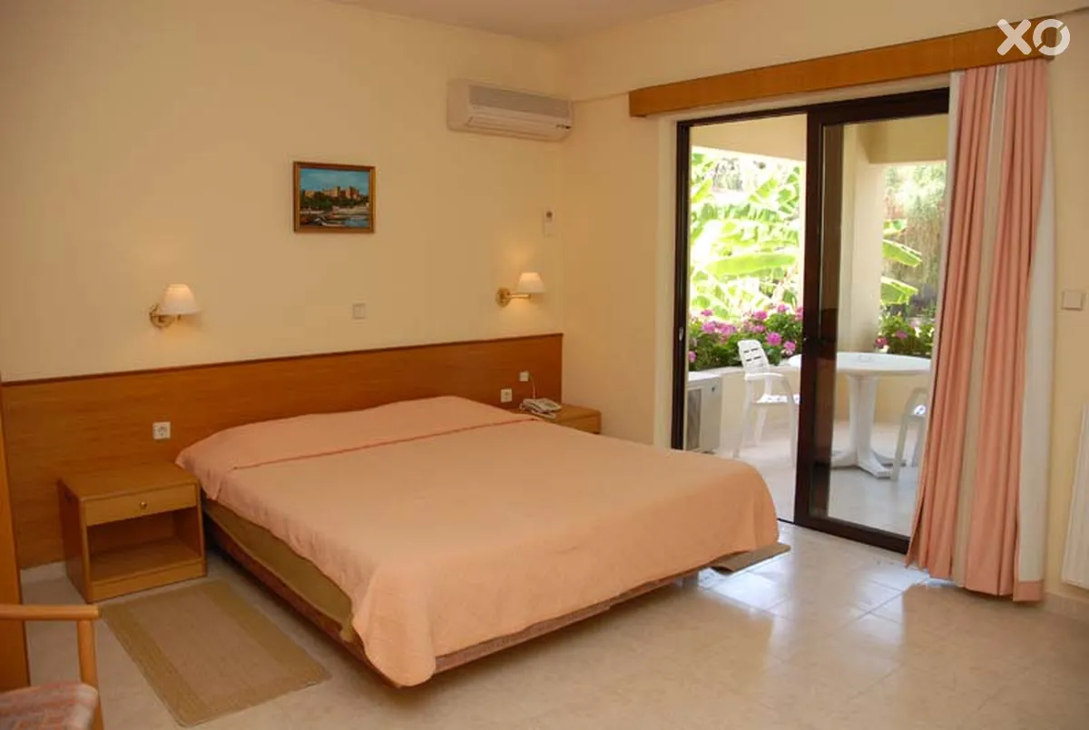 Niki Hotel Apartments