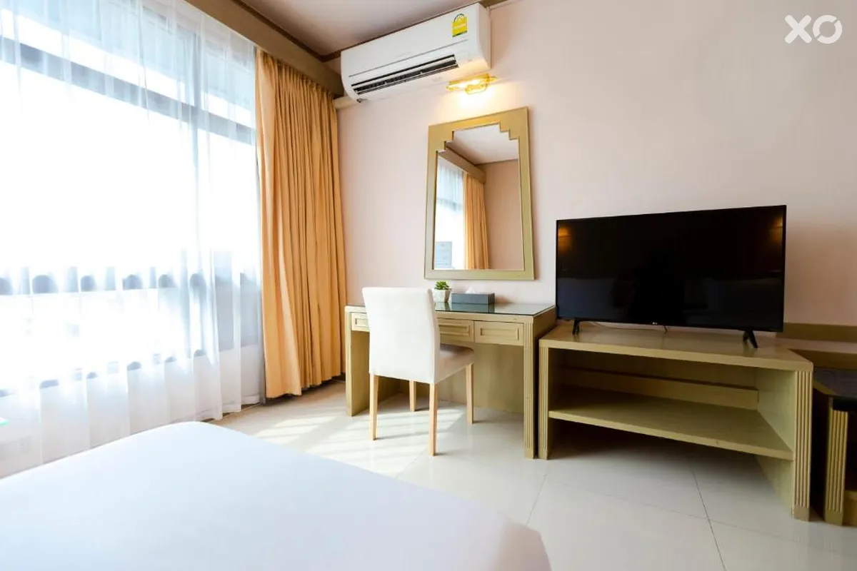 Pinnacle Lumpinee Park Hotel