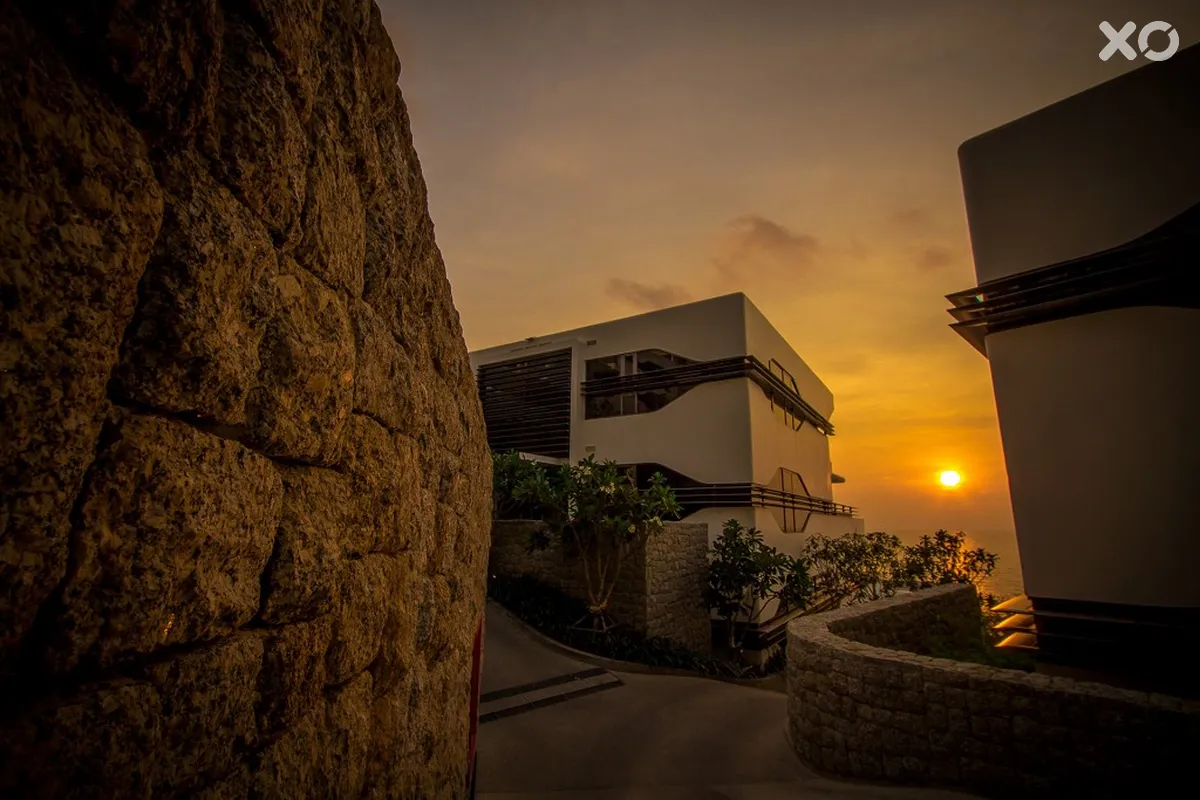 Kata Rocks Phuket Luxury Resort & Residence